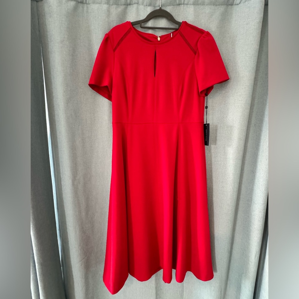 Tommy Hilfiger Women's Belted Fit and Flare Midi Dress